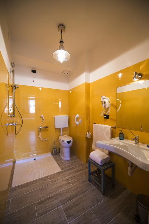 So&Leo Guest House Genoa Phòng bức ảnh