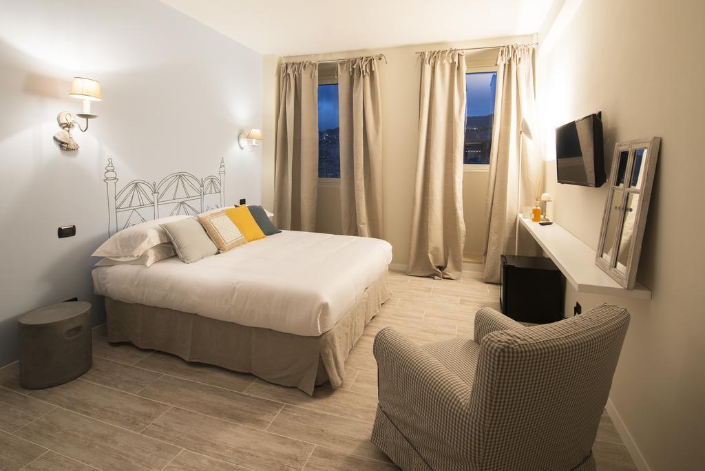 So&Leo Guest House Genoa Phòng bức ảnh