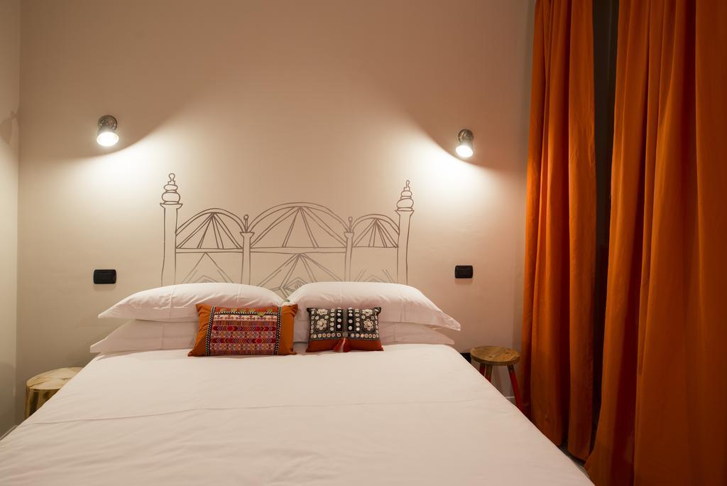 So&Leo Guest House Genoa Phòng bức ảnh
