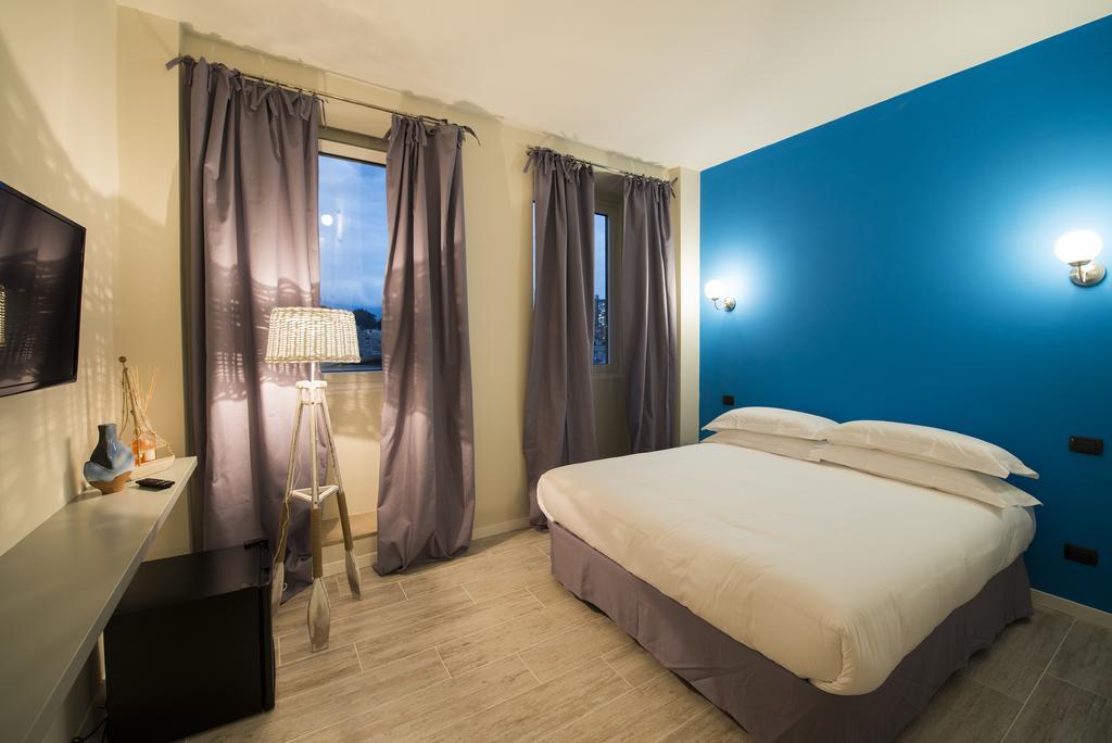 So&Leo Guest House Genoa Phòng bức ảnh